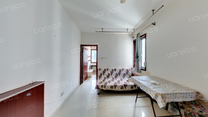 小龙坎新街3到5号二手房实景图