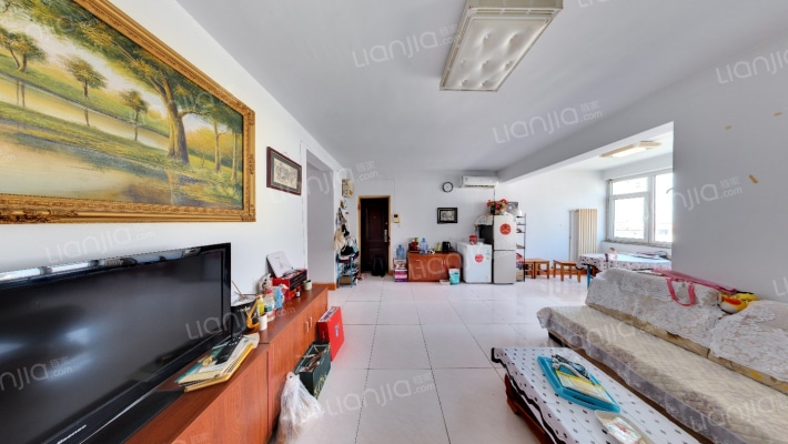 卧鹏小区二手房实景图