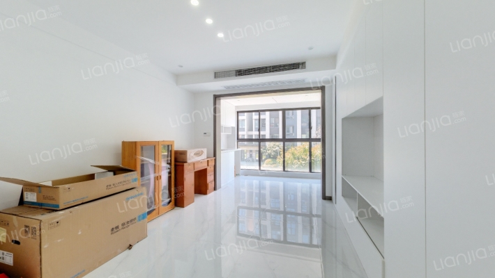 水泊堂前花园二手房实景图