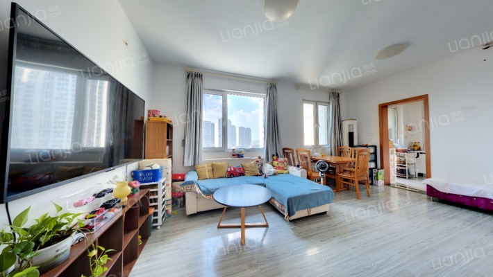 芦村家园二手房实景图