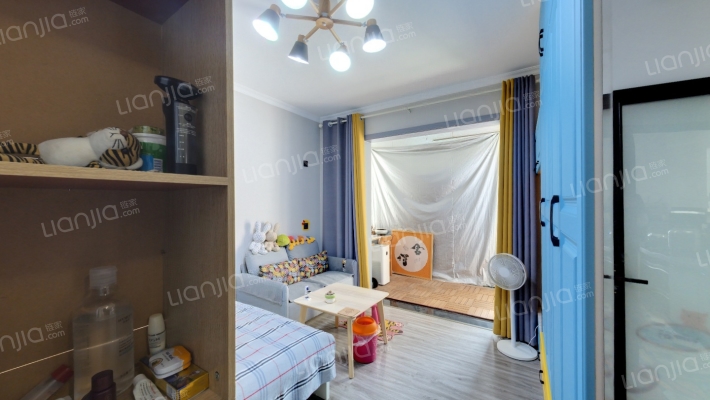 西城芳洲二手房实景图