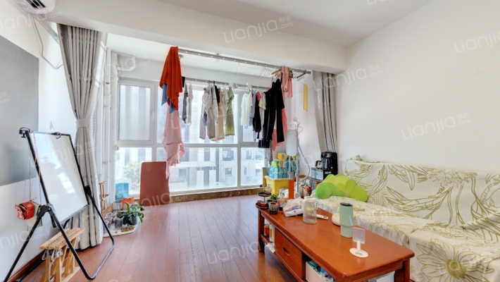 龙湖春江郦城一期二手房实景图