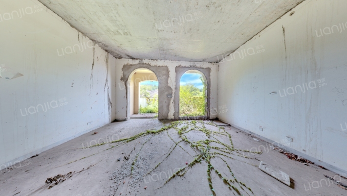 融创凡尔赛花园二手房实景图