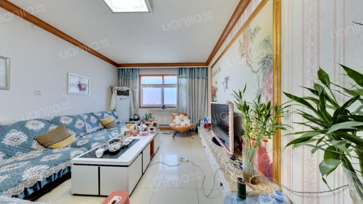 鸿泰花园二手房实景图