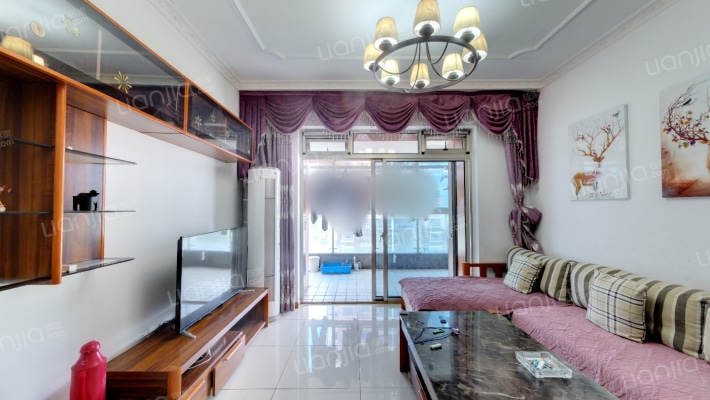 捷达名轩二手房实景图