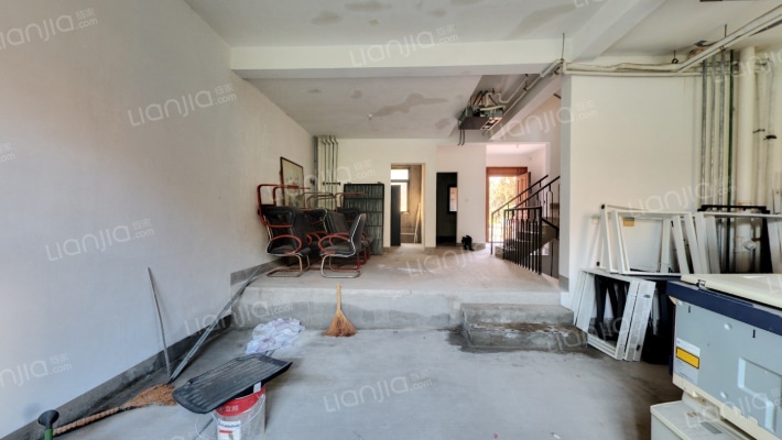 万科霞光道五号二手房实景图