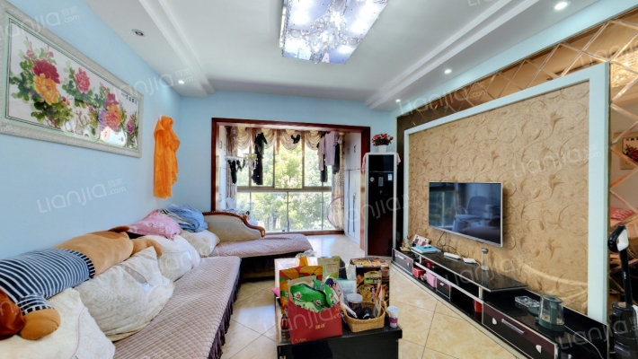 泰吉滨江二手房实景图