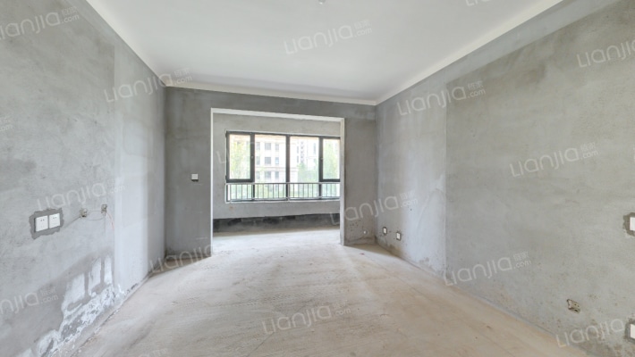 西亚斯宫馆二手房实景图