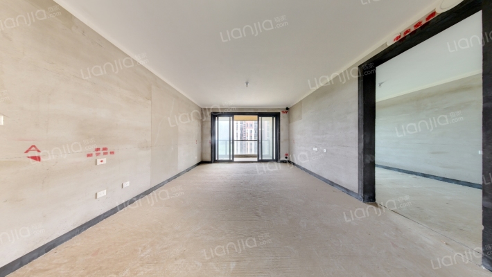 永威逸阳溪畔二手房实景图