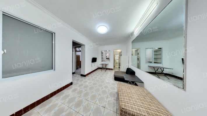 谢家湾正街92号二手房实景图