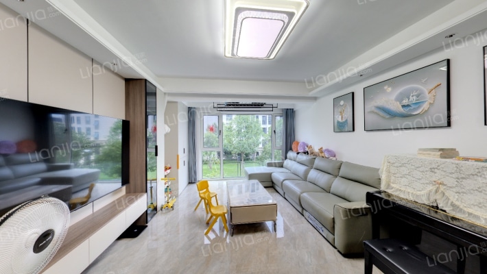 保利时代C9区二手房实景图