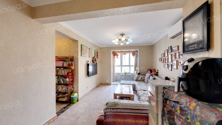 亿润花园二手房实景图