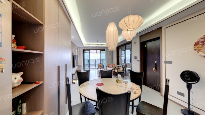 龙湖开元晶蓝II期二手房实景图