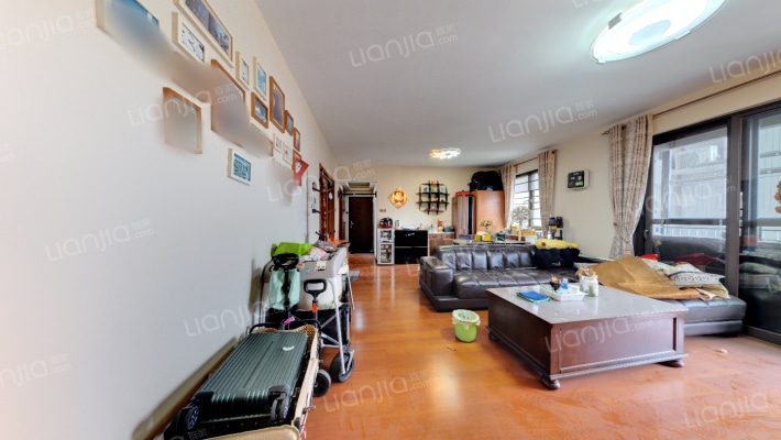 万科金色沁园二手房实景图