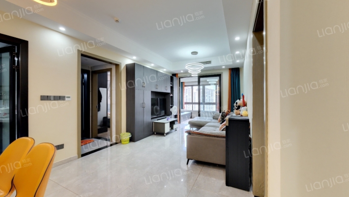 重庆融创文旅城御泱二手房实景图