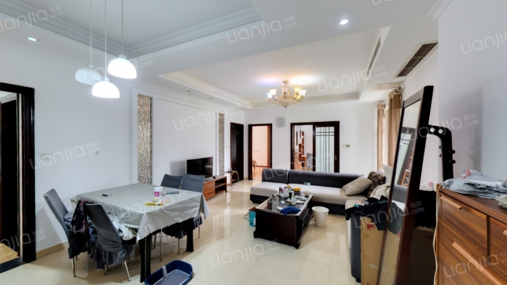 绿洲华府二手房实景图