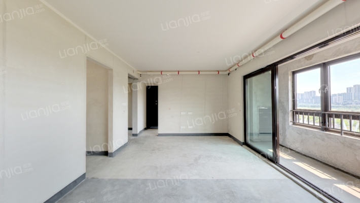 金地格林春岸三期二手房实景图