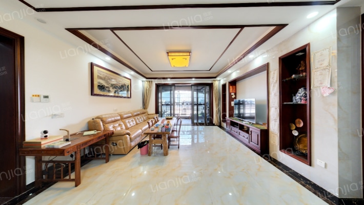 半山道1号礼宾府二手房实景图