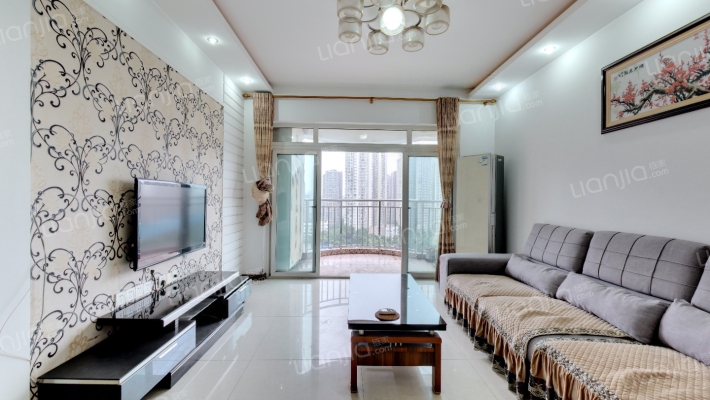 金山路100号二手房实景图