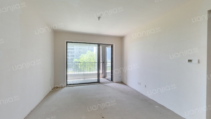 融创中心宸望二手房实景图