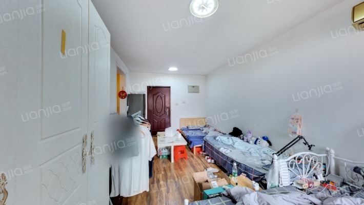 龙冠冠华苑萱草园二手房实景图