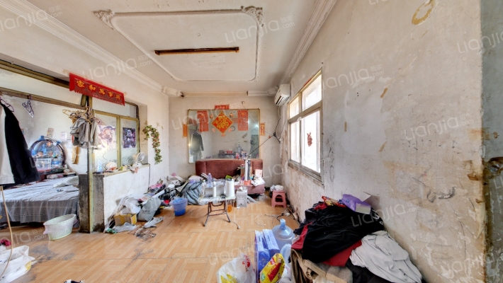 秀峰里二手房实景图