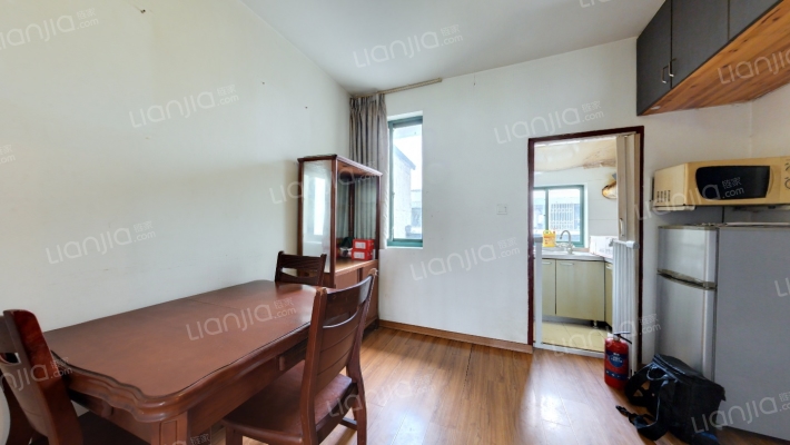 月城湾新村二手房实景图