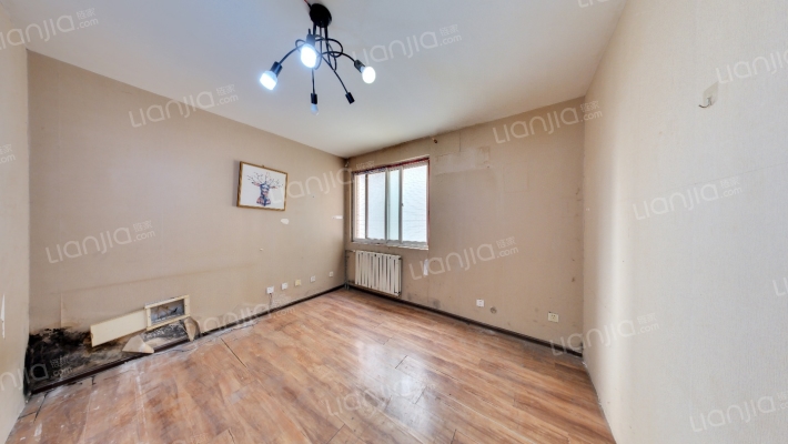 雅荷南李鑫苑二手房实景图