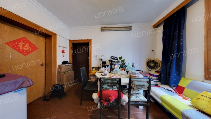 生化小区二手房实景图