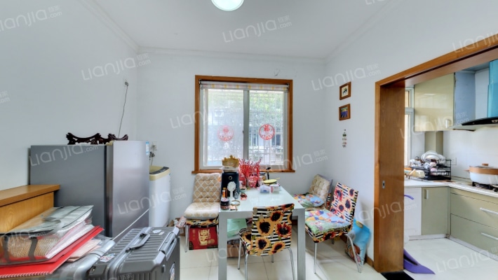 师苑新村二手房实景图