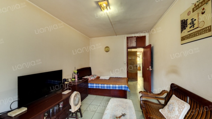 伍道什字东街75号二手房实景图