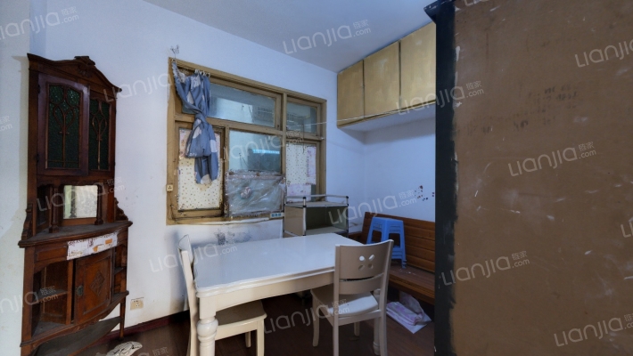 华一坡社区二手房实景图