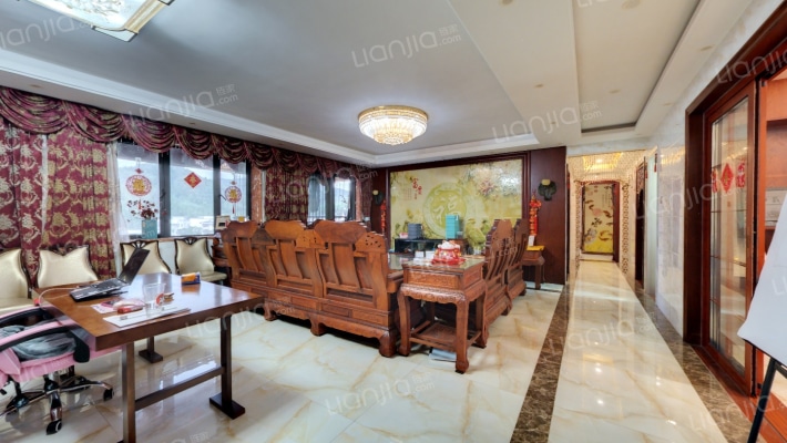 鸿威鸿景华庭南区二手房实景图