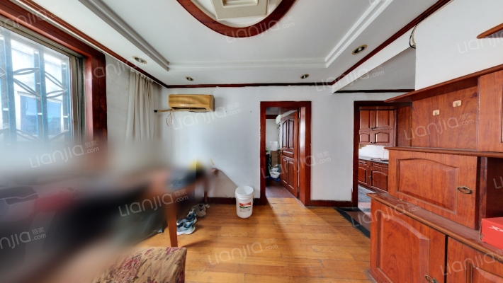 钟楼新村二手房实景图