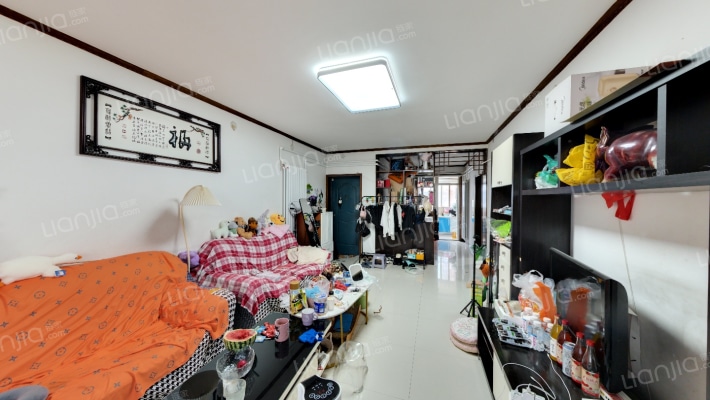 星威花园二手房实景图