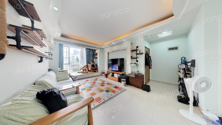 信义假日名城一期沁芳园二手房实景图