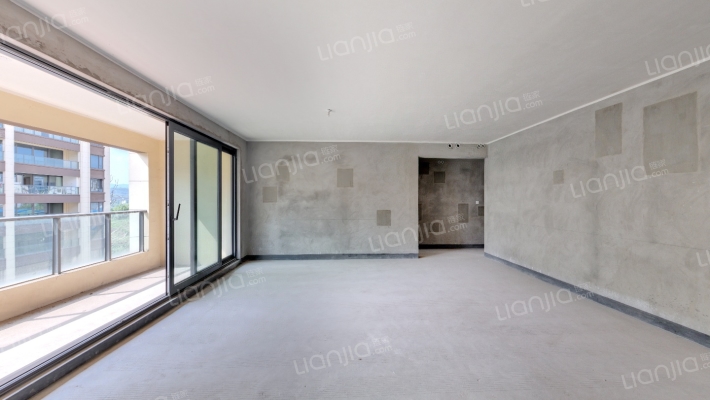 融创九棠府二期二手房实景图