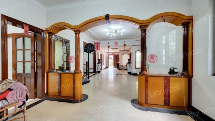 尚湖花园别墅二手房实景图