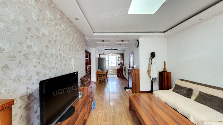 信特名苑二手房实景图