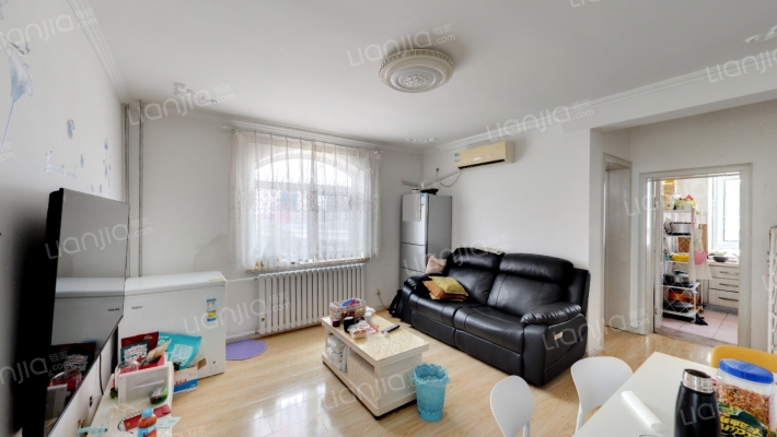 辽阳西路71、79、83号二手房实景图