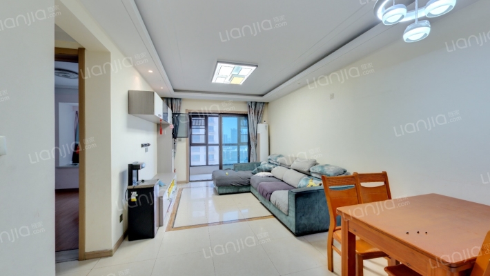 绿地澜庭二手房实景图