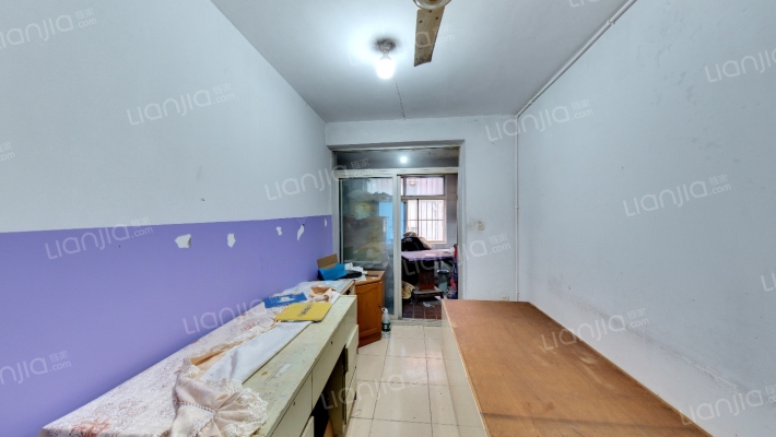 未央粮食局家属院二手房实景图