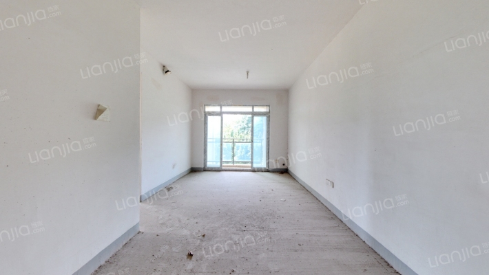 凤凰湾驭峰二手房实景图