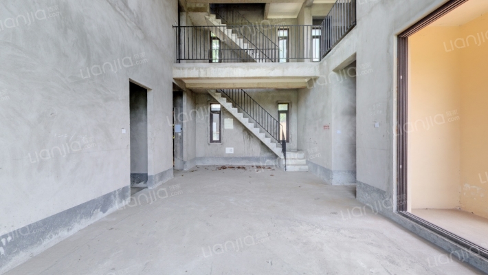 华远春风度二手房实景图