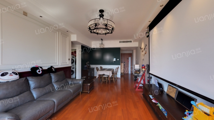 蓝堡国际公寓二手房实景图