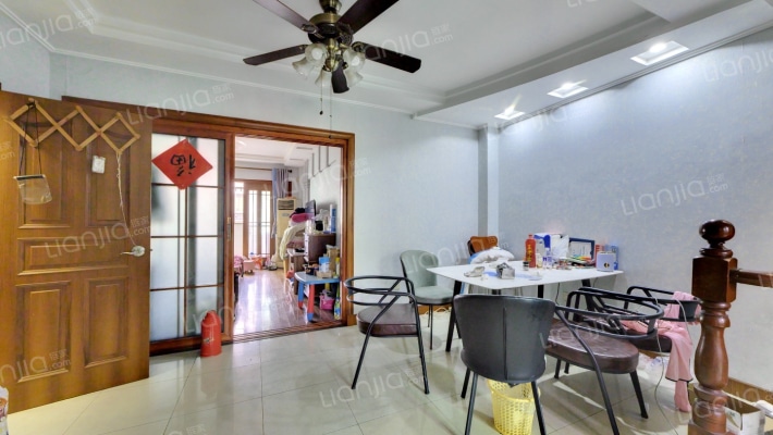 新大陆花园西区二手房实景图