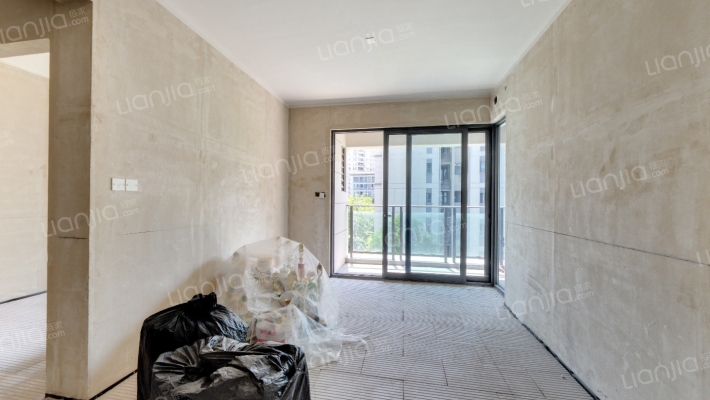 融创寻光江徕二手房实景图