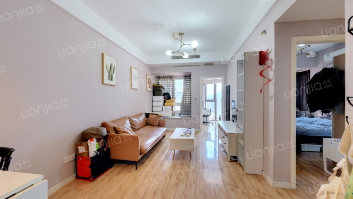 华宇温莎小镇二手房实景图