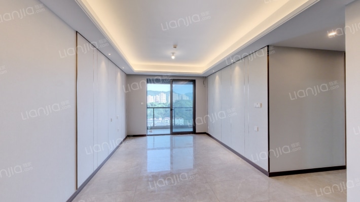 保亿丽云府二手房实景图