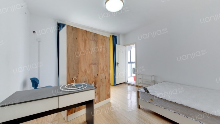 多蓝水岸碧海苑二手房实景图